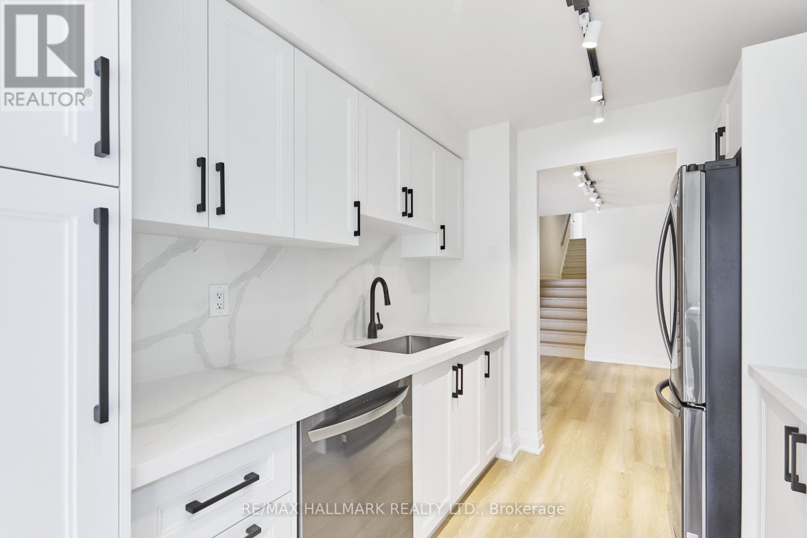 801 - 30 Church Street, Toronto, Ontario  M5E 1S7 - Photo 14 - C12819640