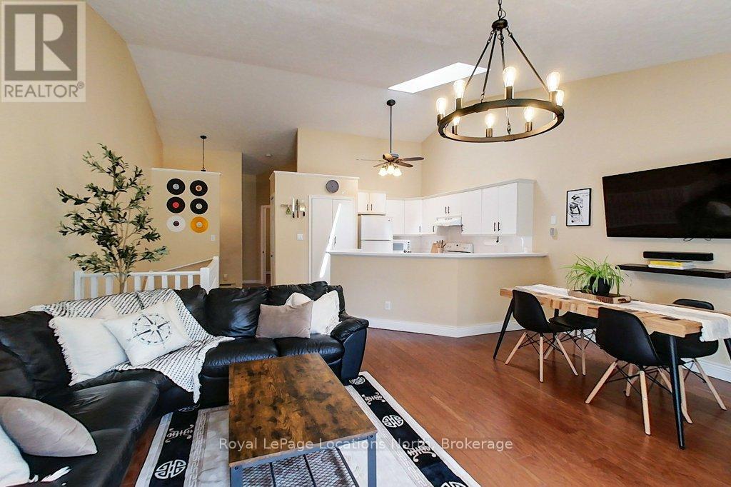 11 - 83 Victoria Street, Meaford, Ontario  N4L 1R4 - Photo 2 - X12819806