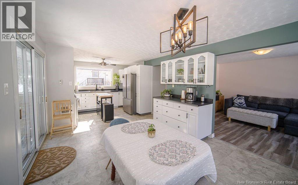 547 Chancellor Court, Oromocto, New Brunswick  E2V 1J1 - Photo 3 - NB134070