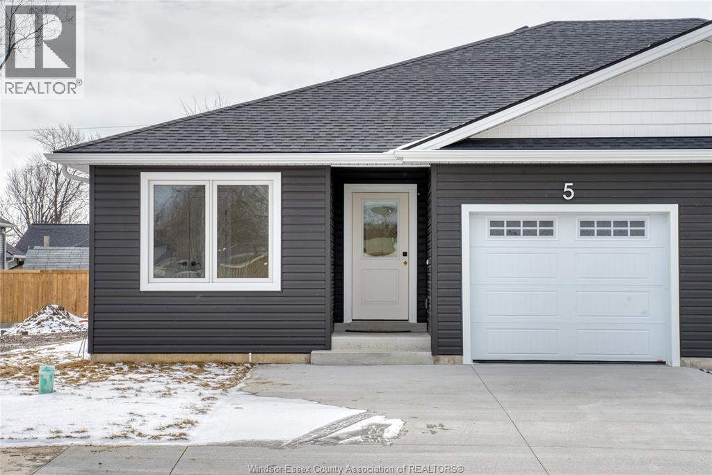 MLS# 25015964: 5 SARKIS STREET, Kingsville, Canada