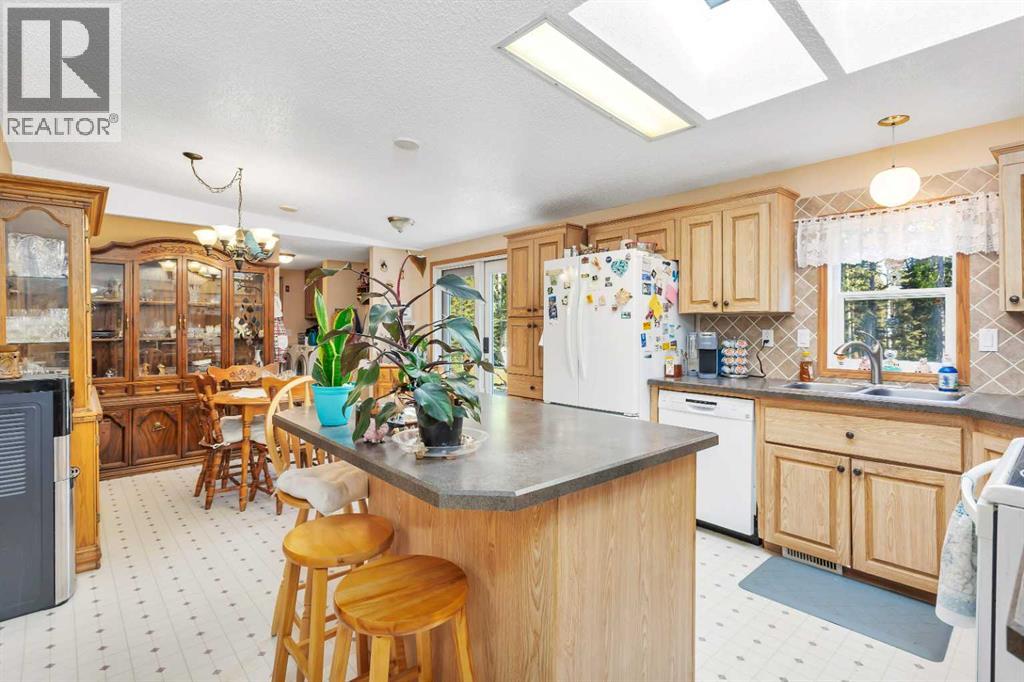 220, 5241 Township Road 325a, Rural Mountain View County, Alberta  T0M 1X0 - Photo 16 - A2260142