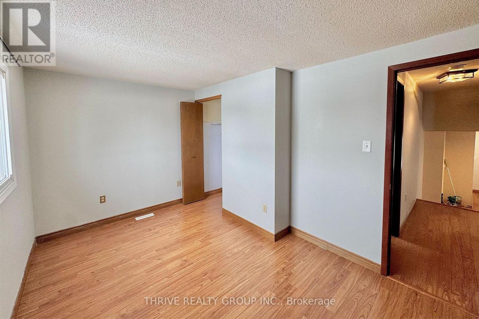 Upper - 1394 Basswood Road, London East, Ontario  N5V 3T3 - Photo 11 - X12819786