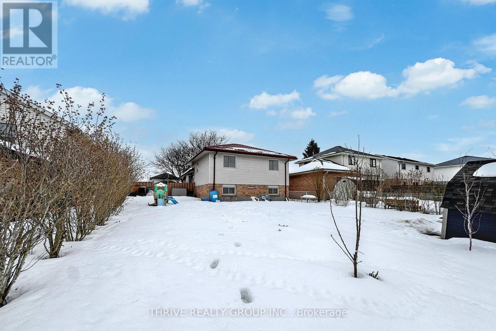 Upper - 1394 Basswood Road, London East, Ontario  N5V 3T3 - Photo 20 - X12819786