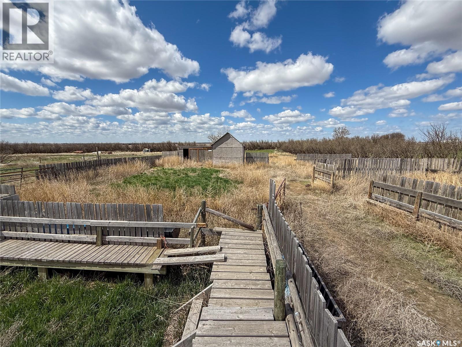 Hazlet Acreage, Pittville Rm No. 169, Saskatchewan  S0N 1E0 - Photo 41 - SK029161