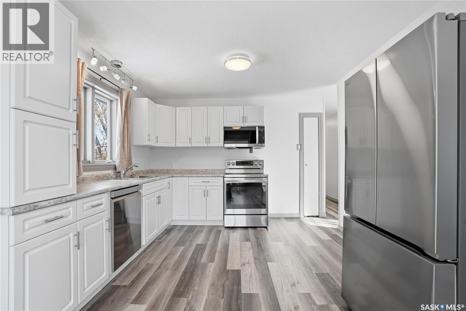 413-415 1st Street, Dalmeny, Saskatchewan  S0K 1E0 - Photo 12 - SK028998