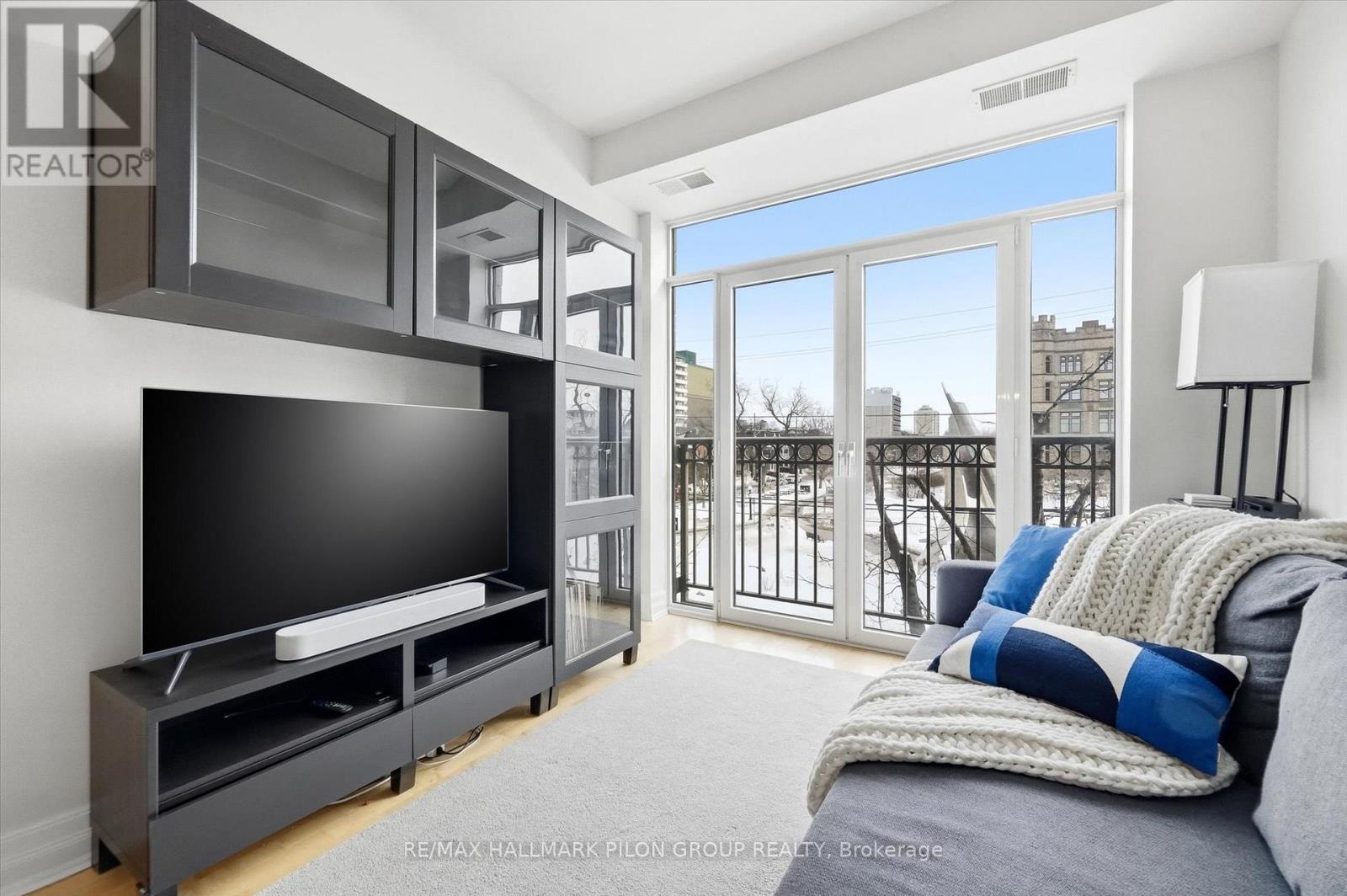 306 - 320 Mcleod Street, Ottawa, Ontario  K2P 1A3 - Photo 10 - X12819856