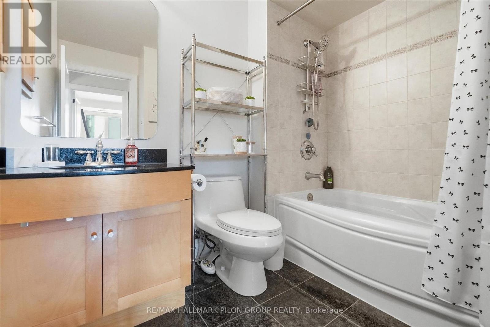 306 - 320 Mcleod Street, Ottawa, Ontario  K2P 1A3 - Photo 13 - X12819856