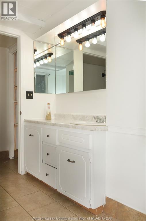 201 St. Rose Unit# Lower, Windsor, Ontario N8S 1X1 - Photo 11 - 26004009