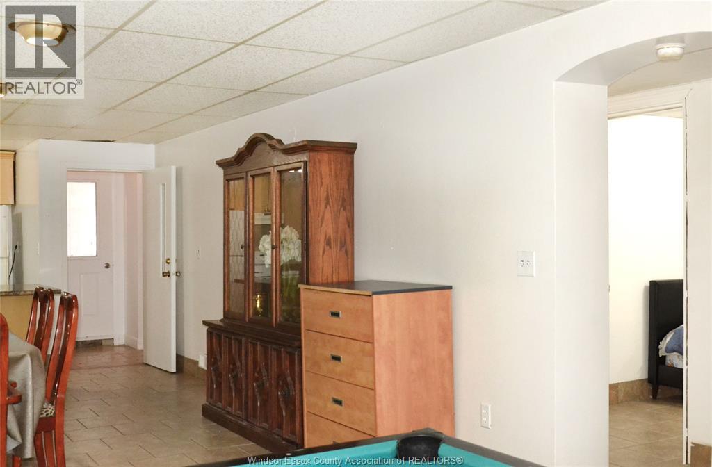 201 St. Rose Unit# Lower, Windsor, Ontario N8S 1X1 - Photo 4 - 26004009