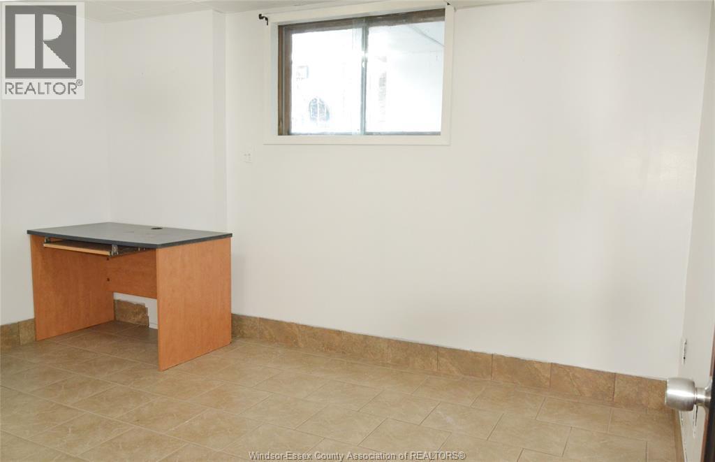 201 St. Rose Unit# Lower, Windsor, Ontario N8S 1X1 - Photo 9 - 26004009