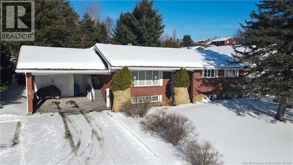 42, René-Bouchard Street, Edmundston, New Brunswick  E3V 3V3 - Photo 1 - NB134122