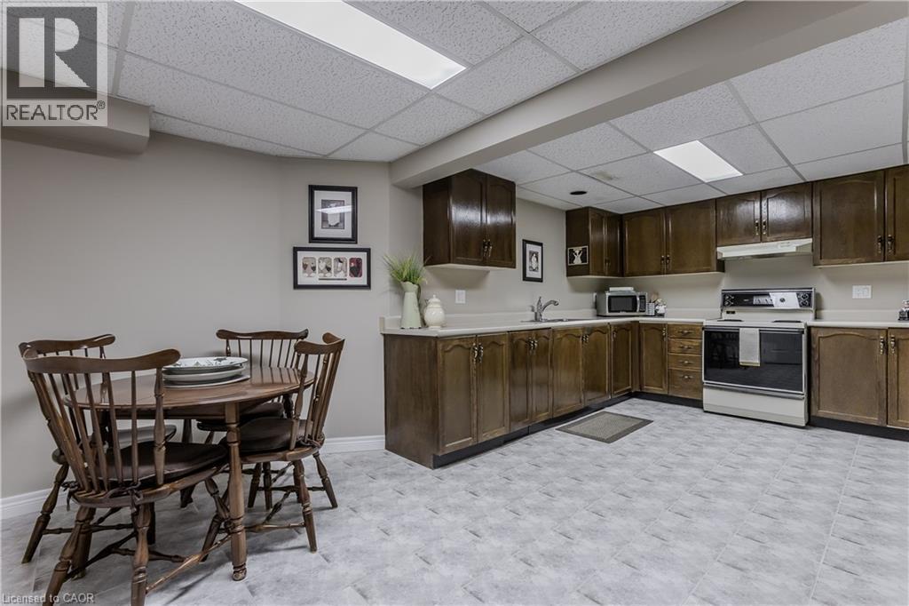 21 Isidore Place, Stoney Creek, Ontario  L8J 2P2 - Photo 38 - 40807435