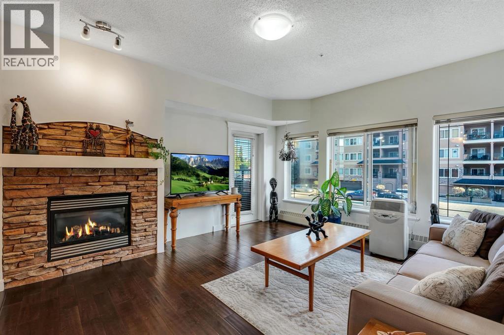 202, 10 Discovery Ridge Close Sw, Calgary, Alberta  t3h 5x3 - Photo 7 - A2280477