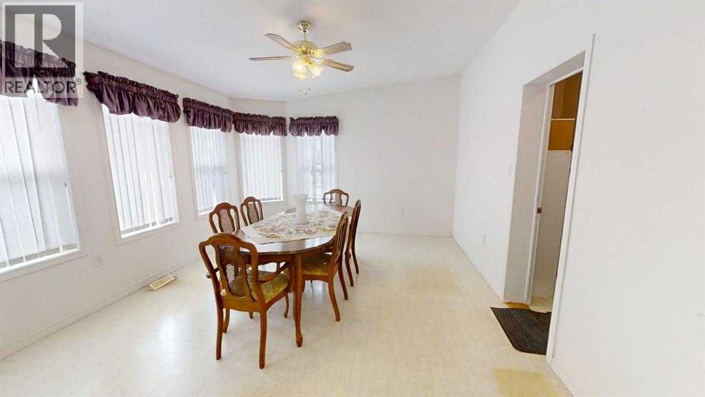 Lorem Ips, Raymond, Alberta  T0K  - Photo 8 - DEMO29361592