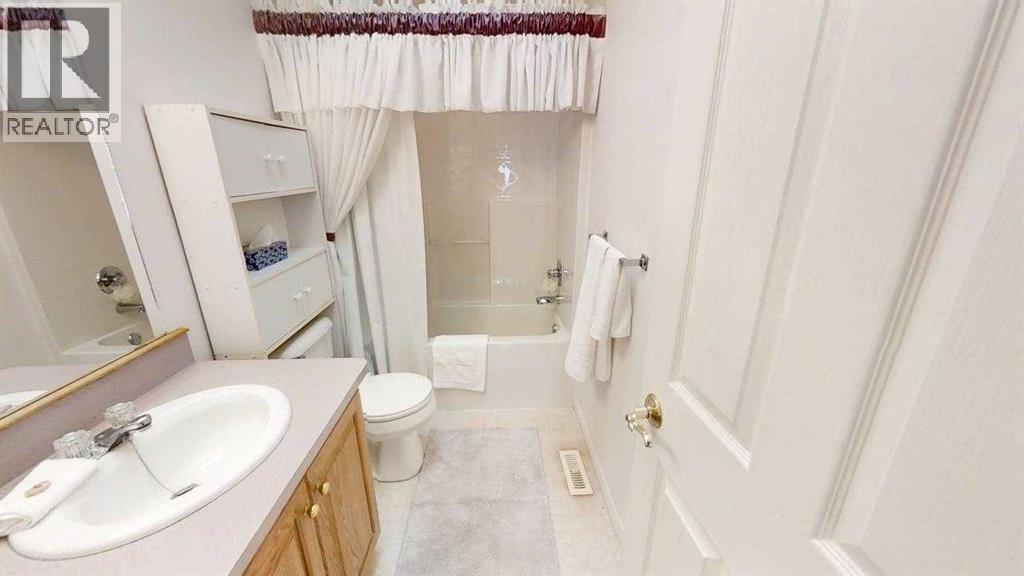 Lorem Ips, Raymond, Alberta  T0K  - Photo 10 - DEMO29361592