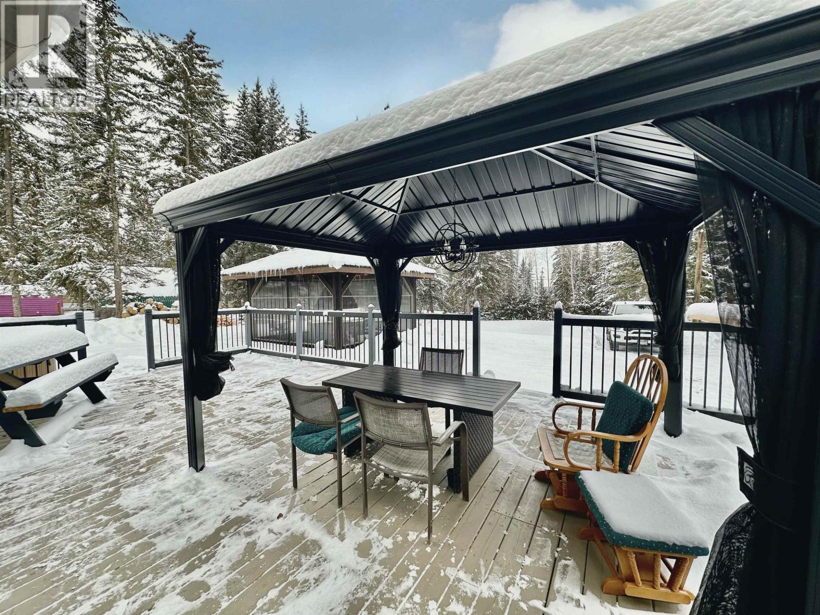 772 S Green Lake Road, 70 Mile House, British Columbia  V0K 2K2 - Photo 30 - R3075196