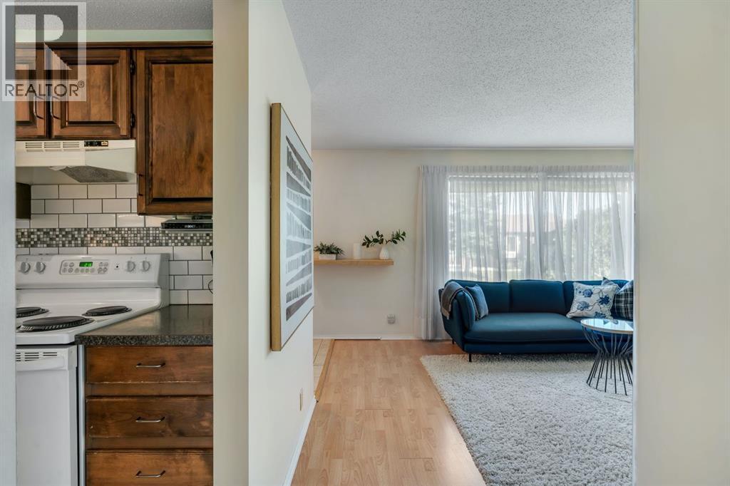 127 Falshire Way Ne, Calgary, Alberta  T3J 2C7 - Photo 8 - A2281660