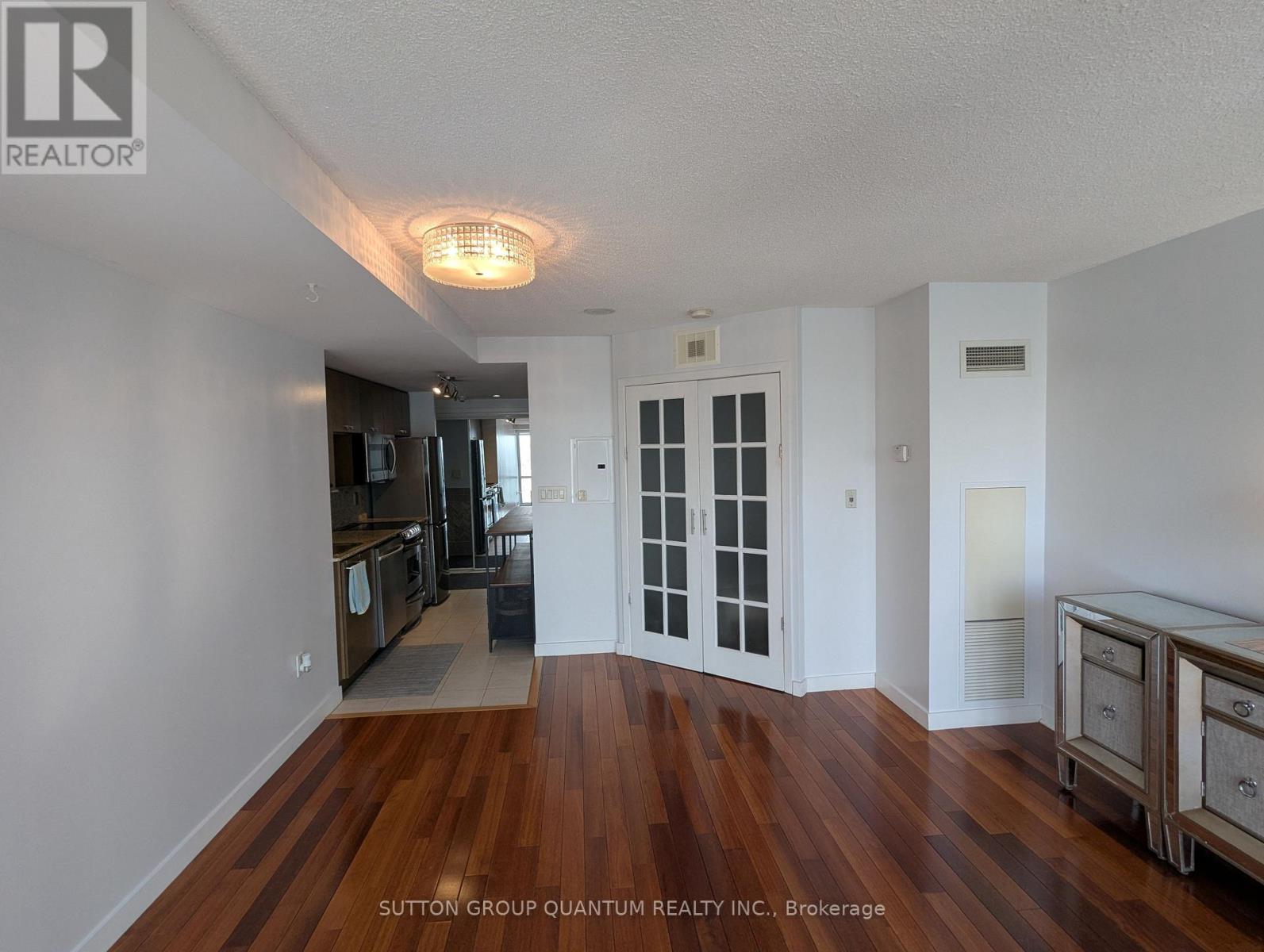 3205 - 11 Brunel Court, Toronto, Ontario  M5V 3Y3 - Photo 8 - C12819724