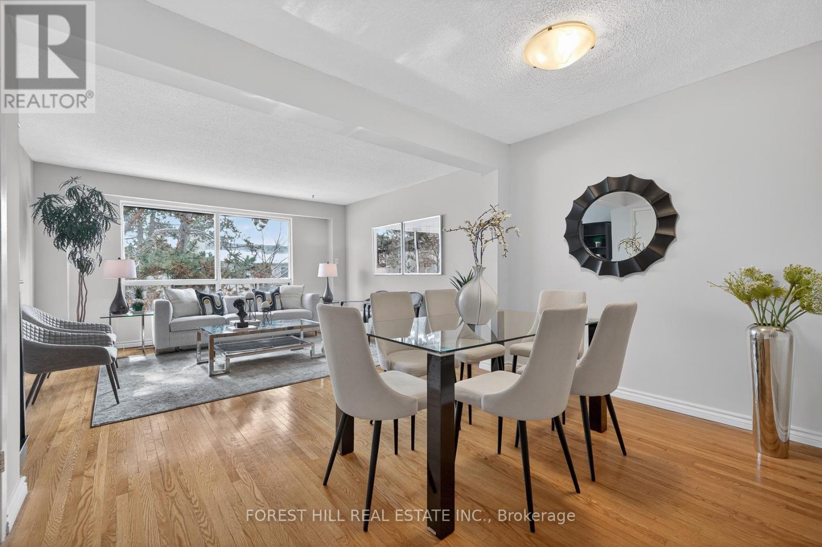 4 Yetta Shepway, Toronto, Ontario  M2J 1X9 - Photo 1 - C12819730