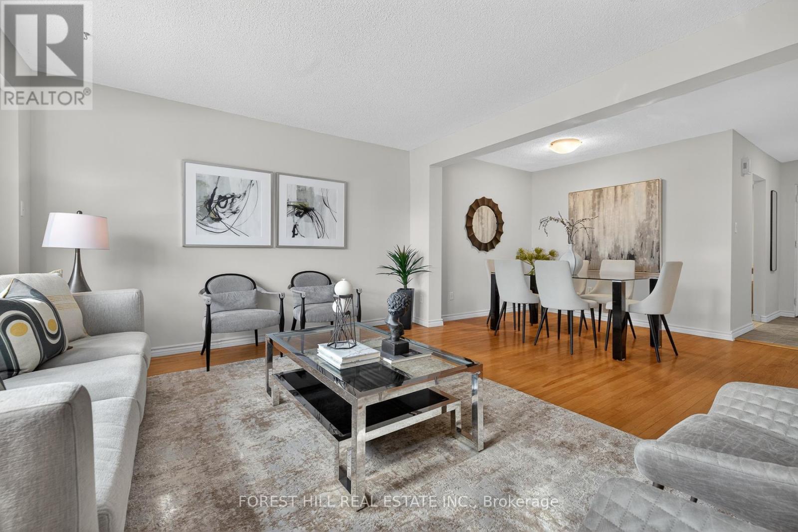 4 Yetta Shepway, Toronto, Ontario  M2J 1X9 - Photo 3 - C12819730