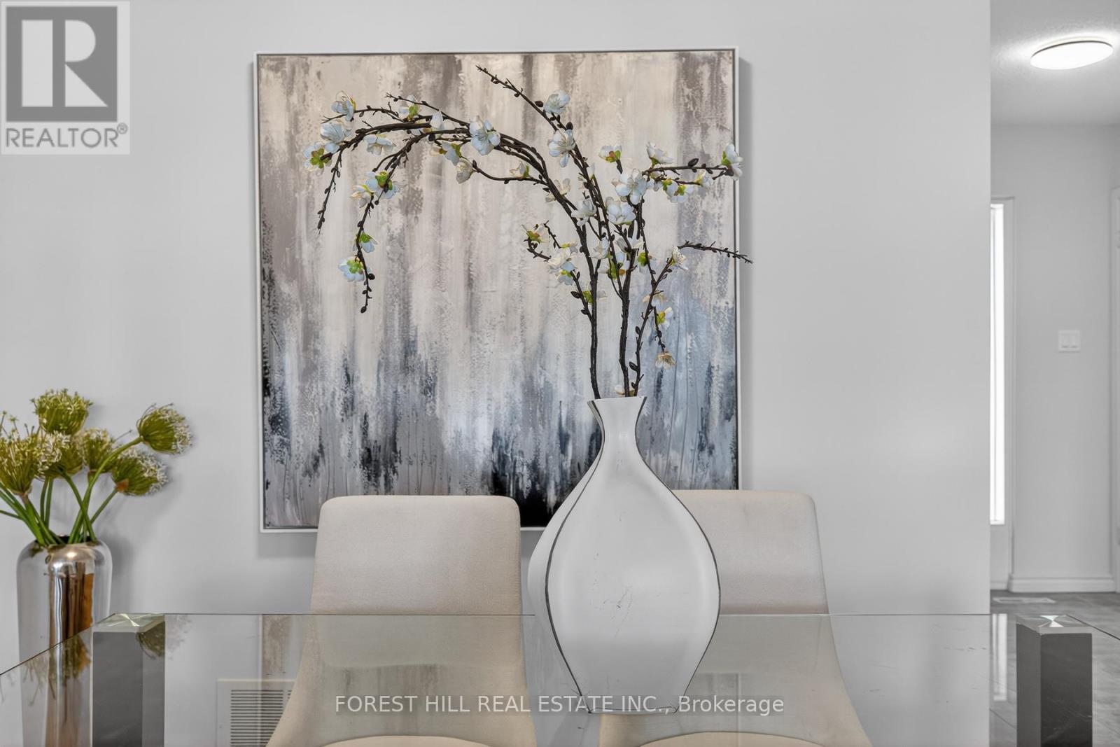 4 Yetta Shepway, Toronto, Ontario  M2J 1X9 - Photo 5 - C12819730