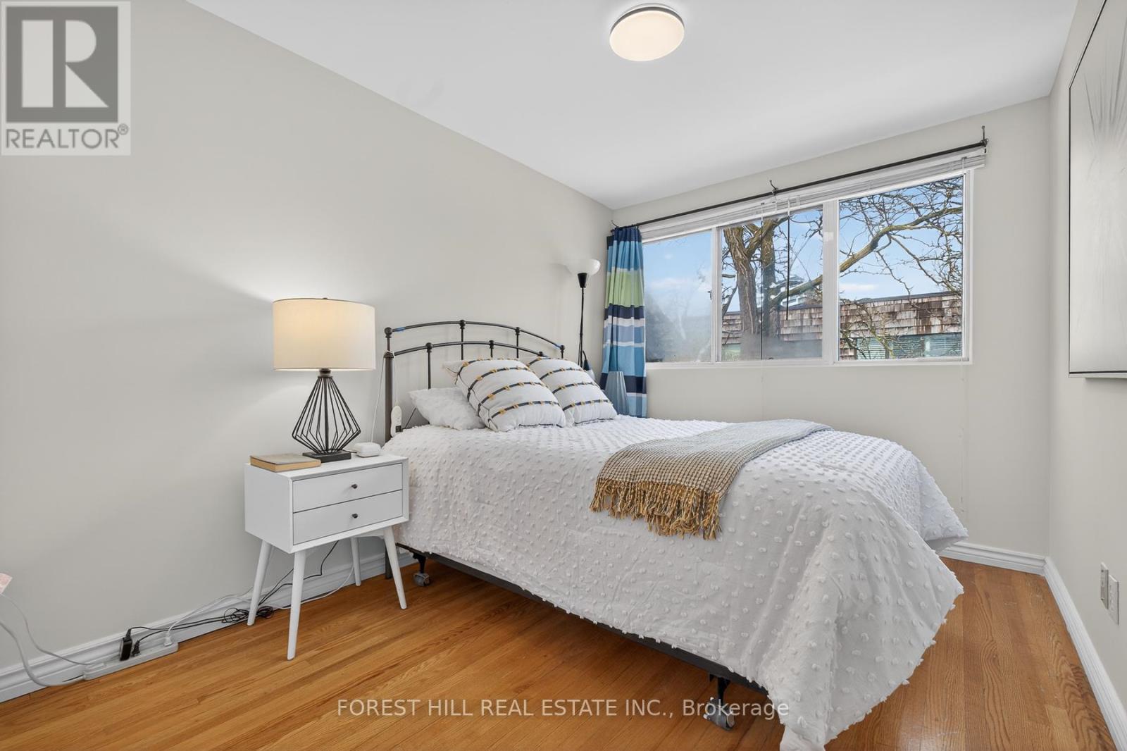 4 Yetta Shepway, Toronto, Ontario  M2J 1X9 - Photo 9 - C12819730