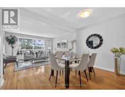 4 YETTA SHEPWAY, Toronto, Ontario