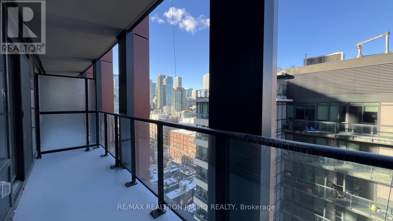 1916 - 180 Front Street E, Toronto, Ontario  M5K 0A9 - Photo 13 - C12819754