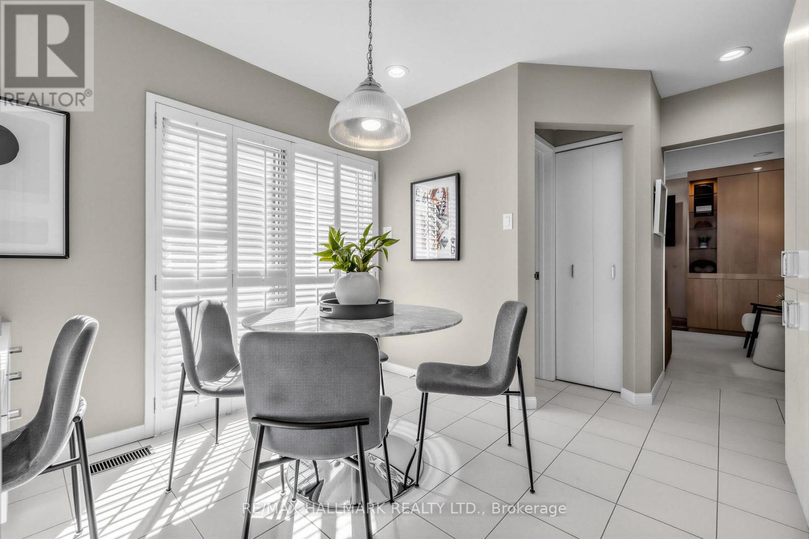 35 Elliotwood Court, Toronto, Ontario  M2L 2P8 - Photo 16 - C12819784