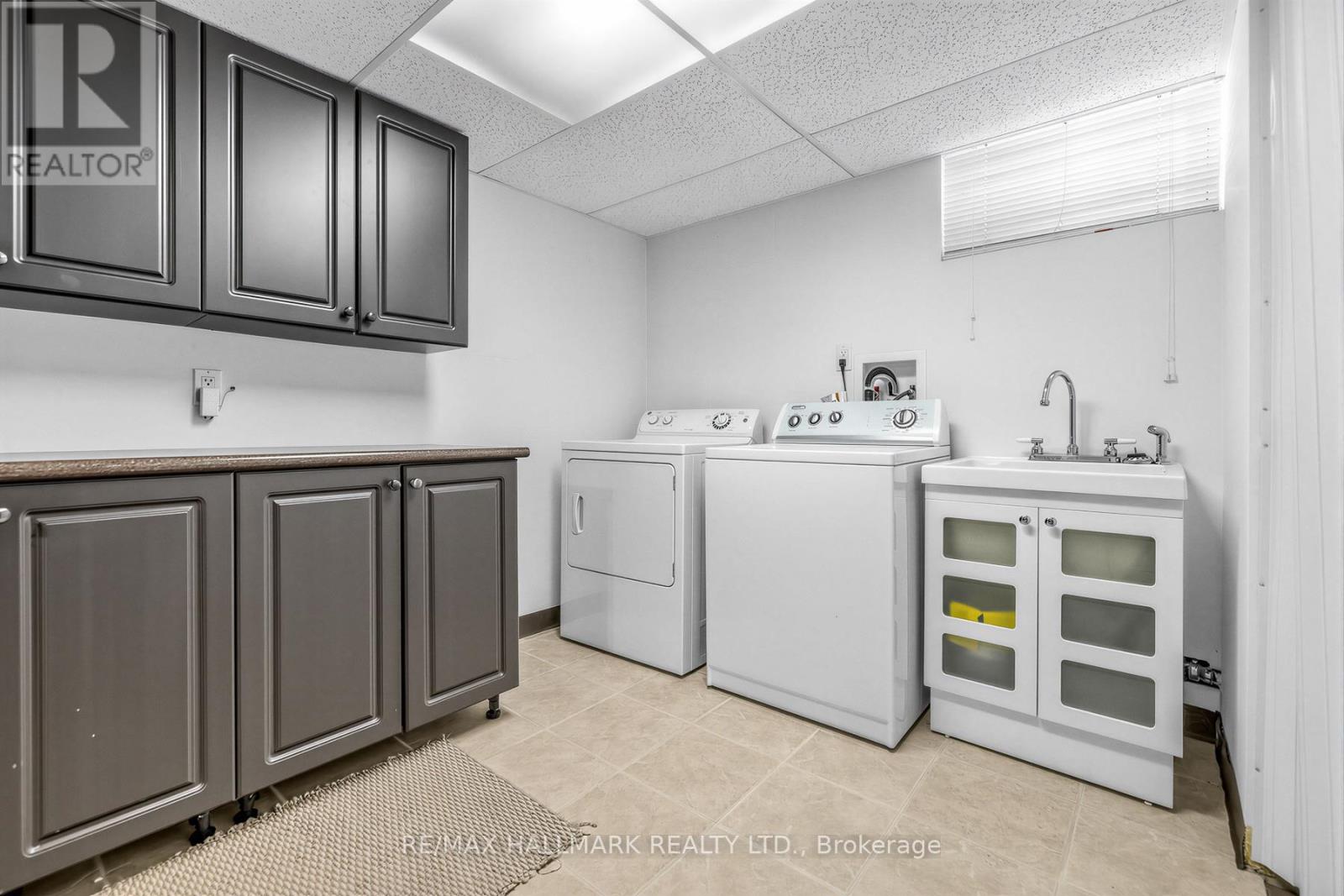 35 Elliotwood Court, Toronto, Ontario  M2L 2P8 - Photo 29 - C12819784