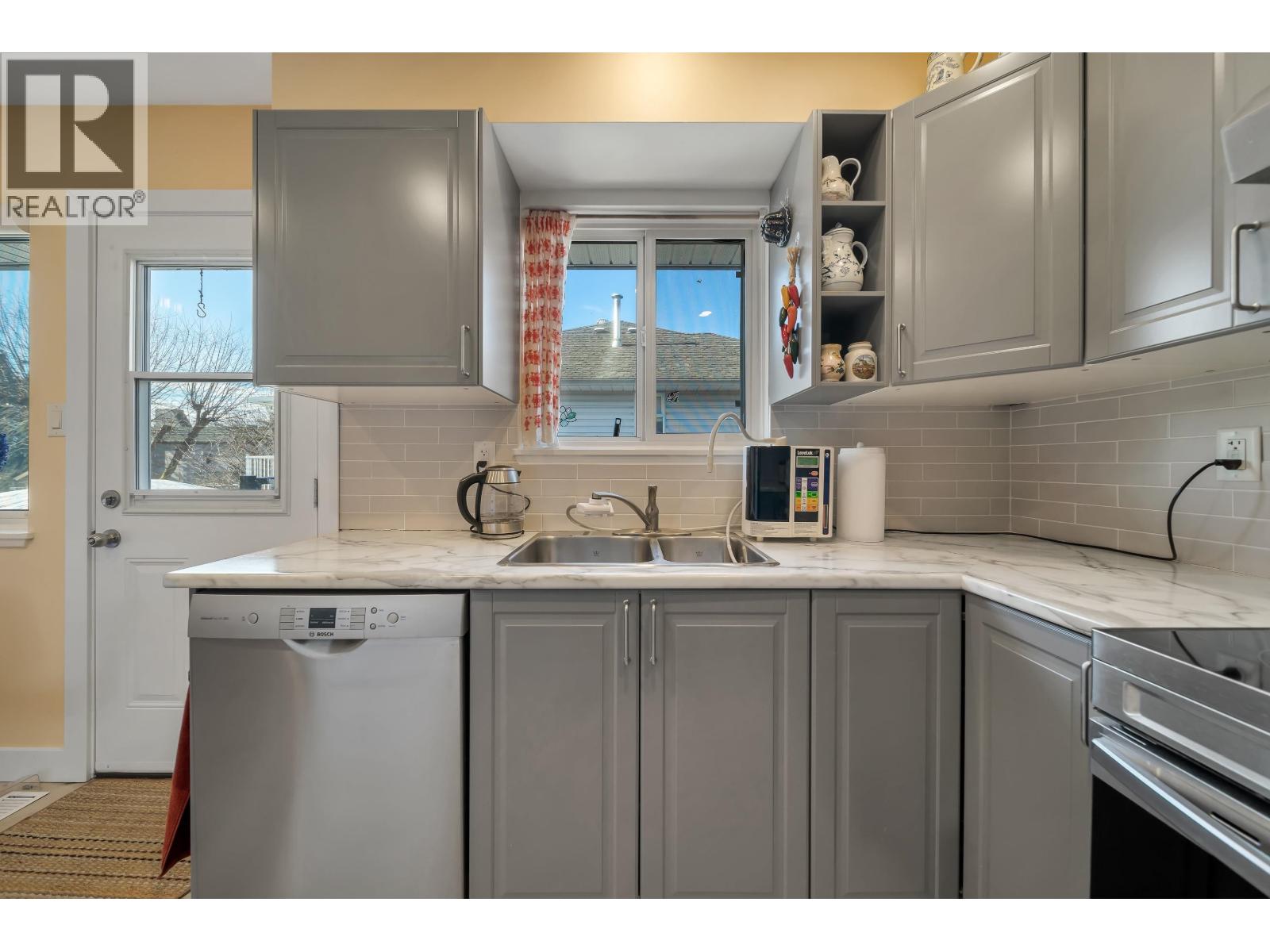 11645 195a Street, Pitt Meadows, British Columbia  V3Y 1G3 - Photo 17 - R3093462