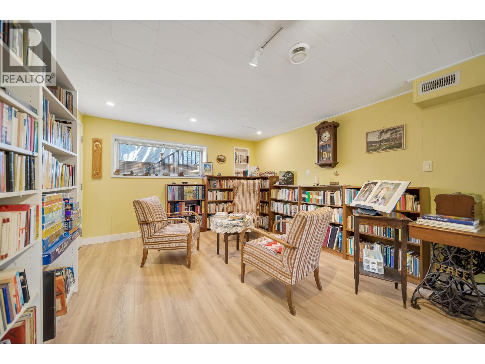 11645 195a Street, Pitt Meadows, British Columbia  V3Y 1G3 - Photo 31 - R3093462