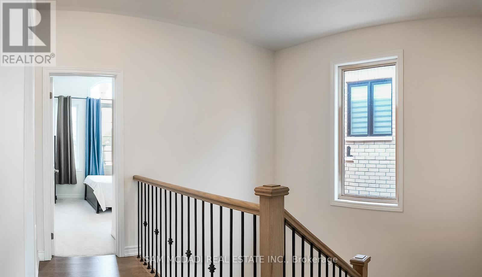 1090 Pisces Trail, Pickering, Ontario  L1X 0P8 - Photo 8 - E12819764