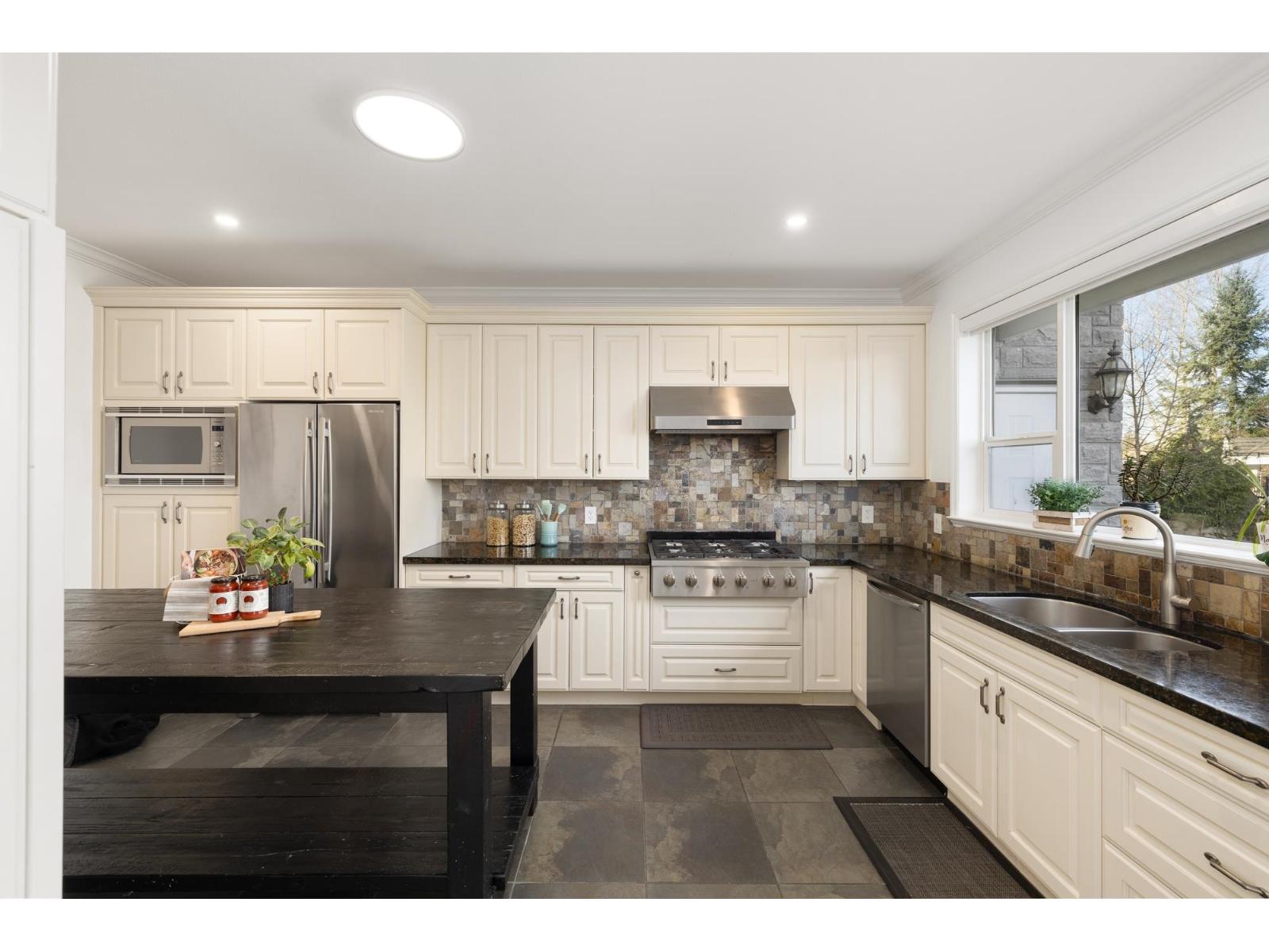 16283 29 Avenue, Surrey, British Columbia  V3Z 9X4 - Photo 18 - R3093356