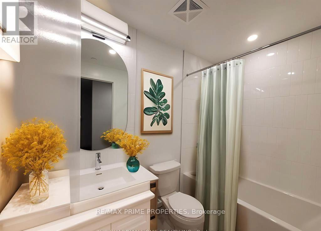 B216 - 7950 Bathurst Street, Vaughan, Ontario  L4J 0L4 - Photo 5 - N12819726