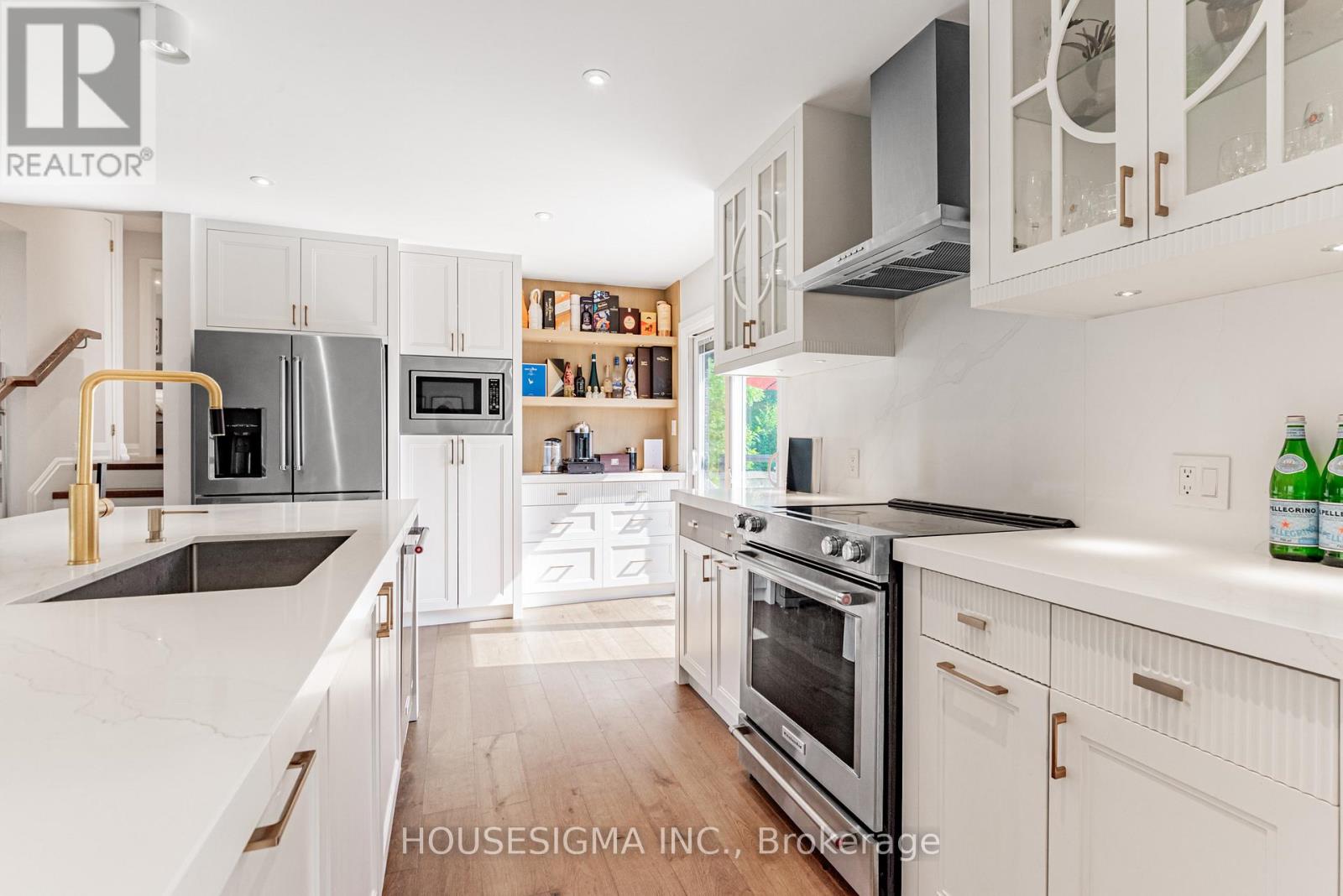 14639 Leslie Street, Aurora, Ontario  L4G 7C6 - Photo 8 - N12819768