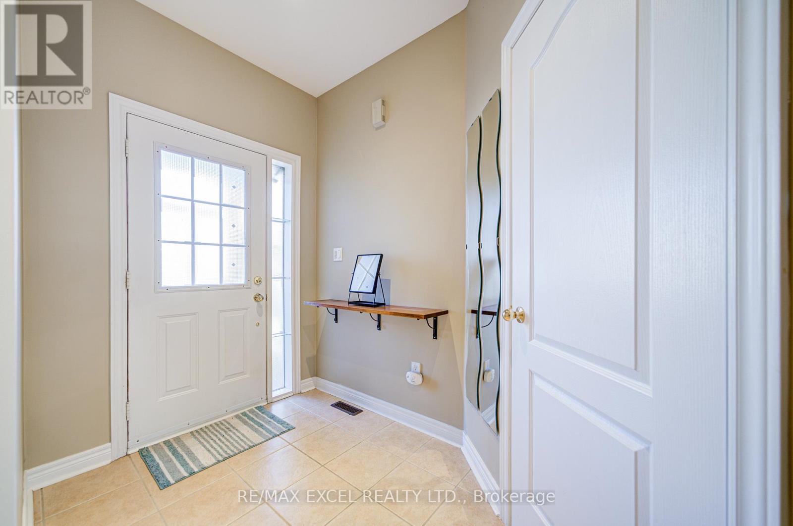 23 Lena Drive, Richmond Hill, Ontario  L4S 2V4 - Photo 6 - N12819788