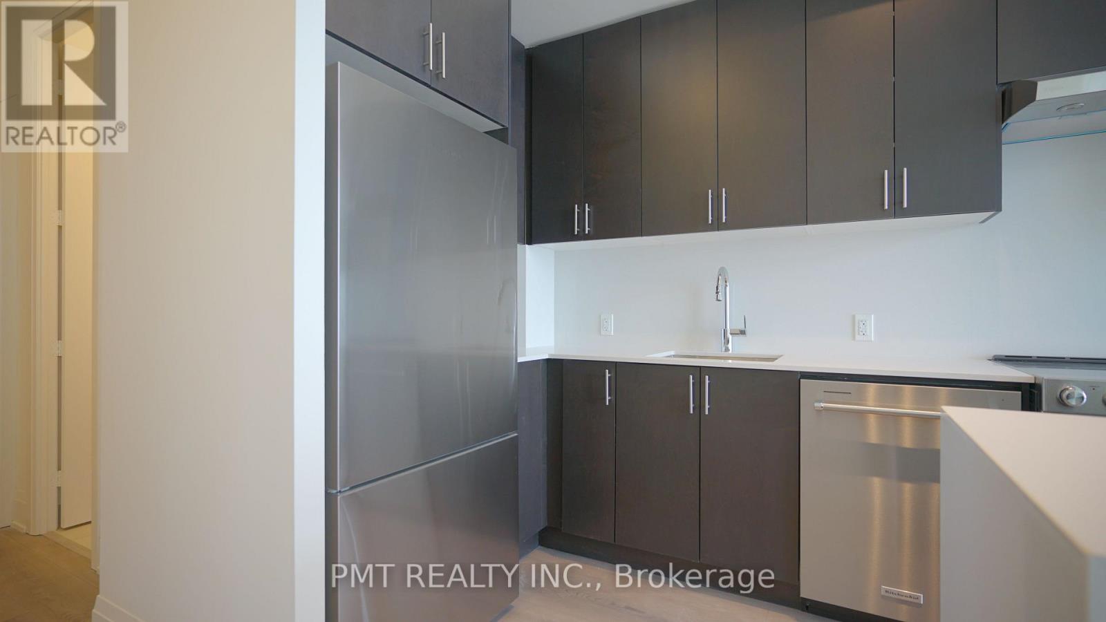 506 - 8960 Jane Street, Vaughan, Ontario  L4K 0N9 - Photo 3 - N12819854