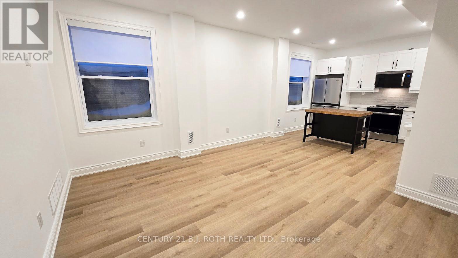 Lower - 42 Calverley Street, Orillia, Ontario  L3V 3T5 - Photo 2 - S12819844