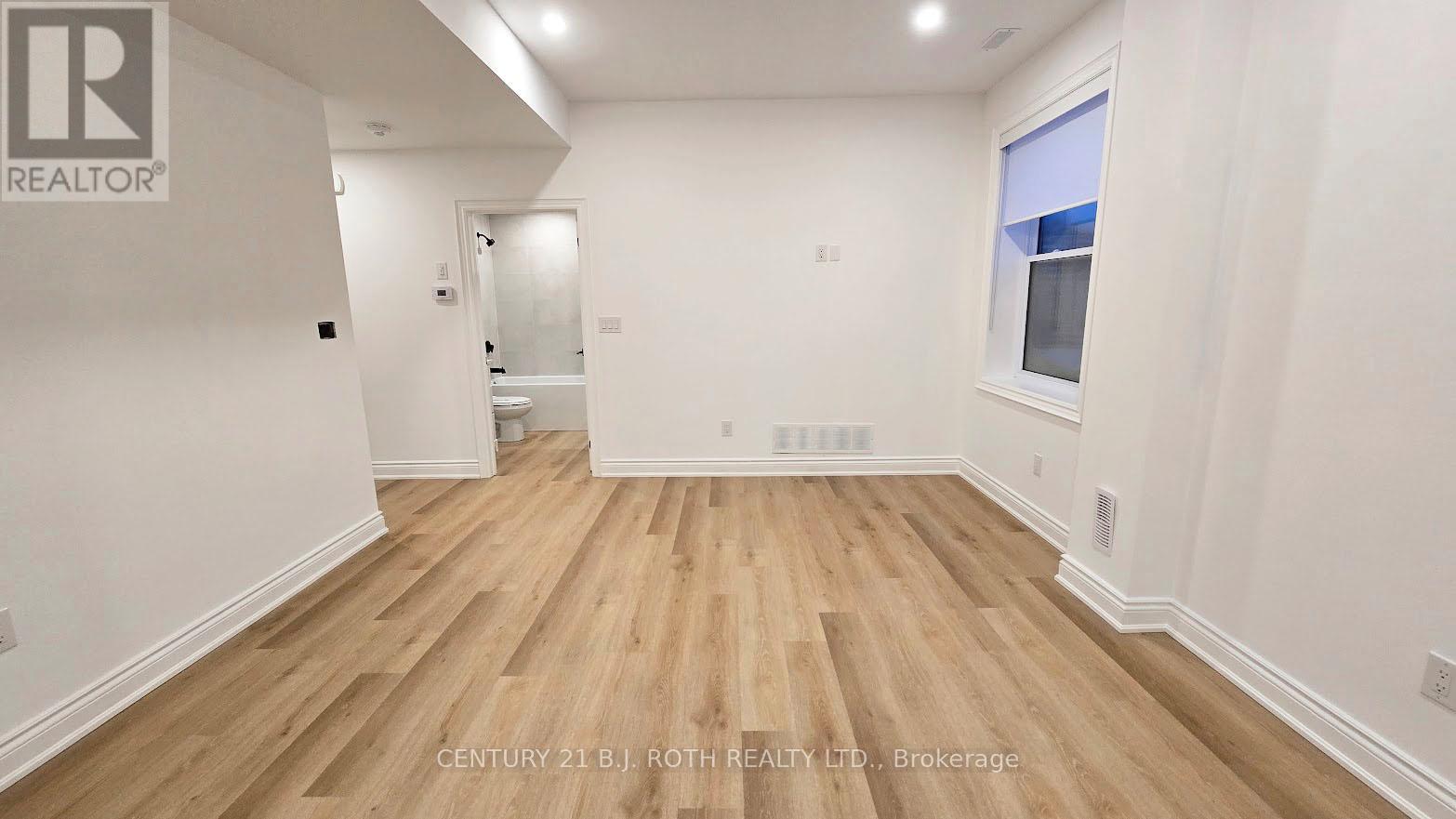 Lower - 42 Calverley Street, Orillia, Ontario  L3V 3T5 - Photo 7 - S12819844