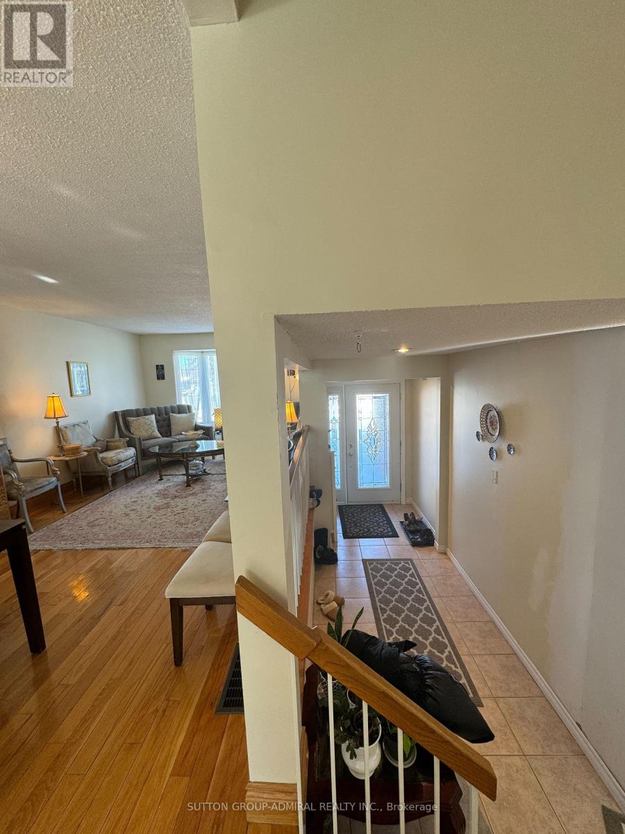 271 Weldrick Road, Richmond Hill, Ontario  L4C 5P2 - Photo 26 - N12812972