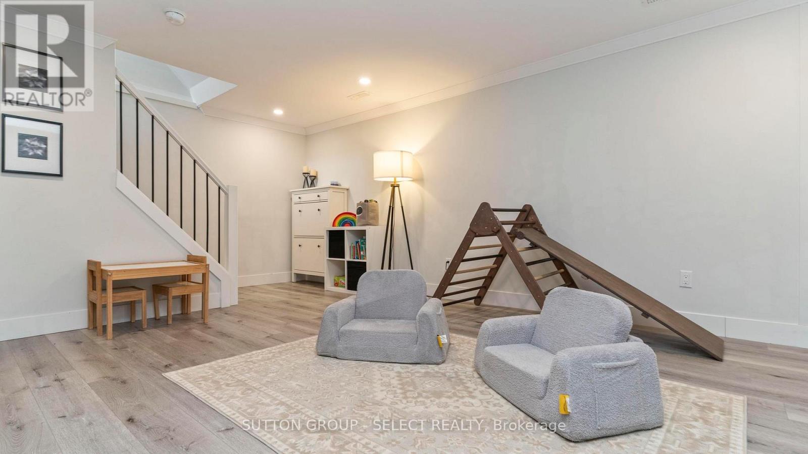 295 Admiral Drive, London East, Ontario  N5V 1J2 - Photo 36 - X12814848