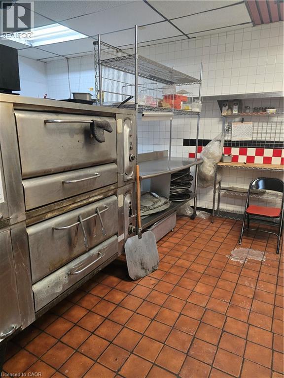 1240 Simcoe Street Unit# 202, Oshawa, Ontario  L1G 4X3 - Photo 4 - 40807330