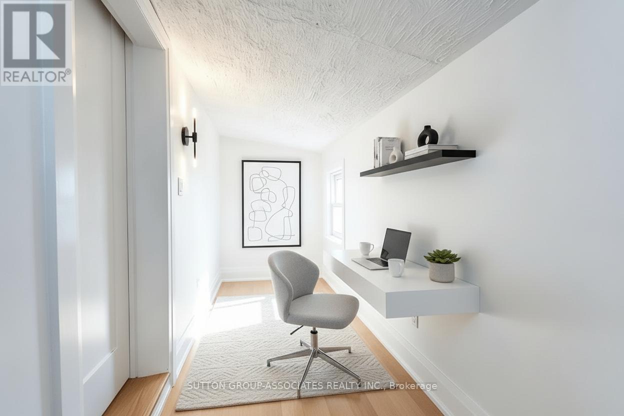 Main - 359 Harvie Avenue, Toronto (Caledonia-Fairbank), Ontario  M6E 4L6 - Photo 7 - W12819752