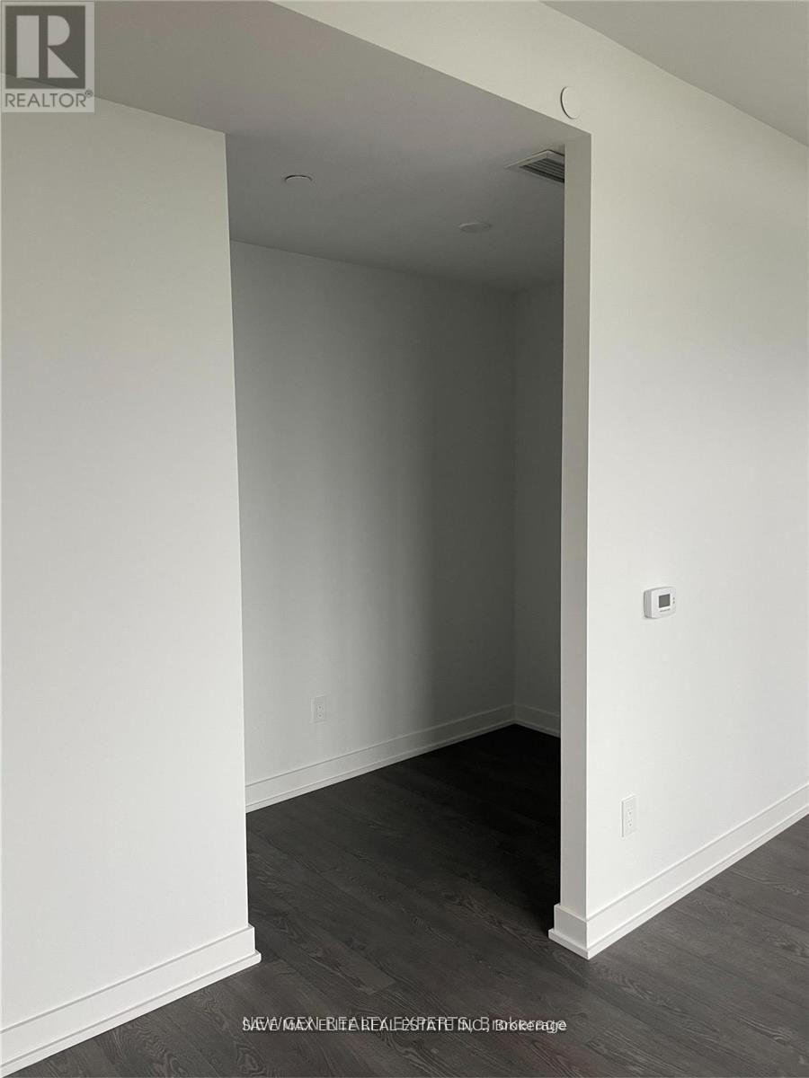 2516 - 1926 Lake Shore Boulevard W, Toronto, Ontario  M6S 1A1 - Photo 9 - W12819772