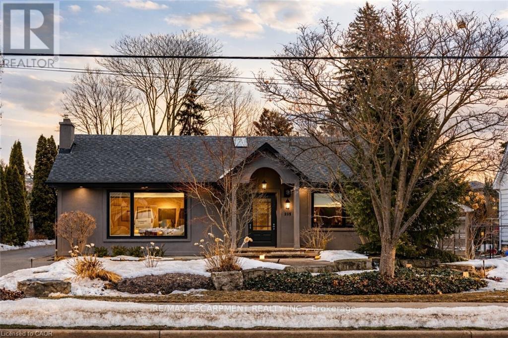 953 LASALLE PARK ROAD, Burlington, Ontario