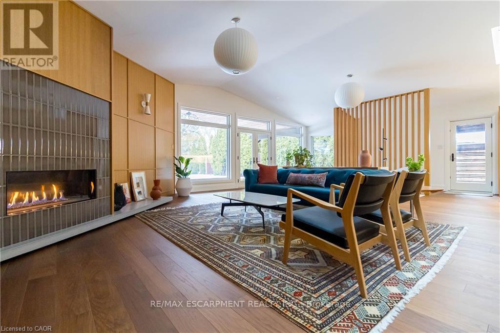 953 Lasalle Park Road, Burlington, Ontario  L7T 1M8 - Photo 17 - W12819782