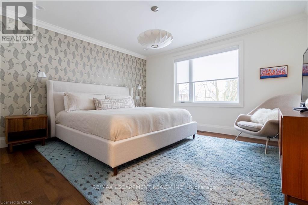 953 Lasalle Park Road, Burlington, Ontario  L7T 1M8 - Photo 35 - W12819782