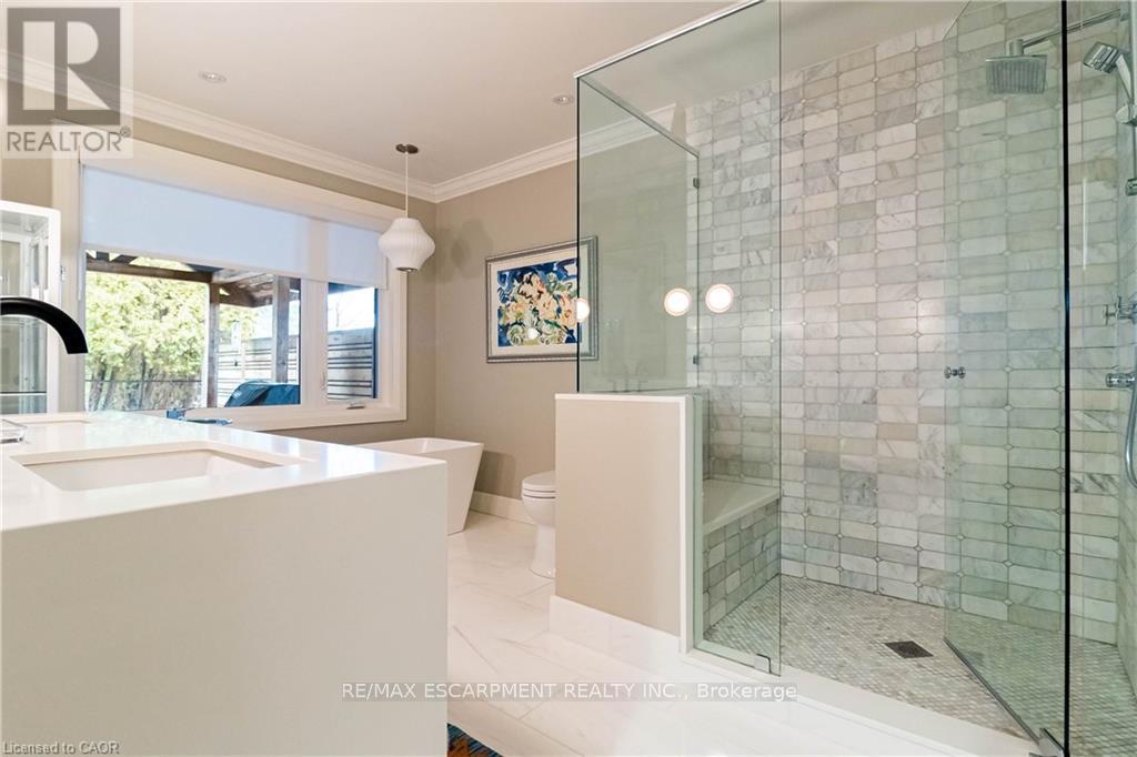 953 Lasalle Park Road, Burlington, Ontario  L7T 1M8 - Photo 37 - W12819782