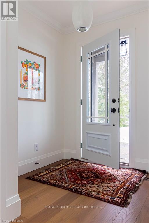 953 Lasalle Park Road, Burlington, Ontario  L7T 1M8 - Photo 4 - W12819782